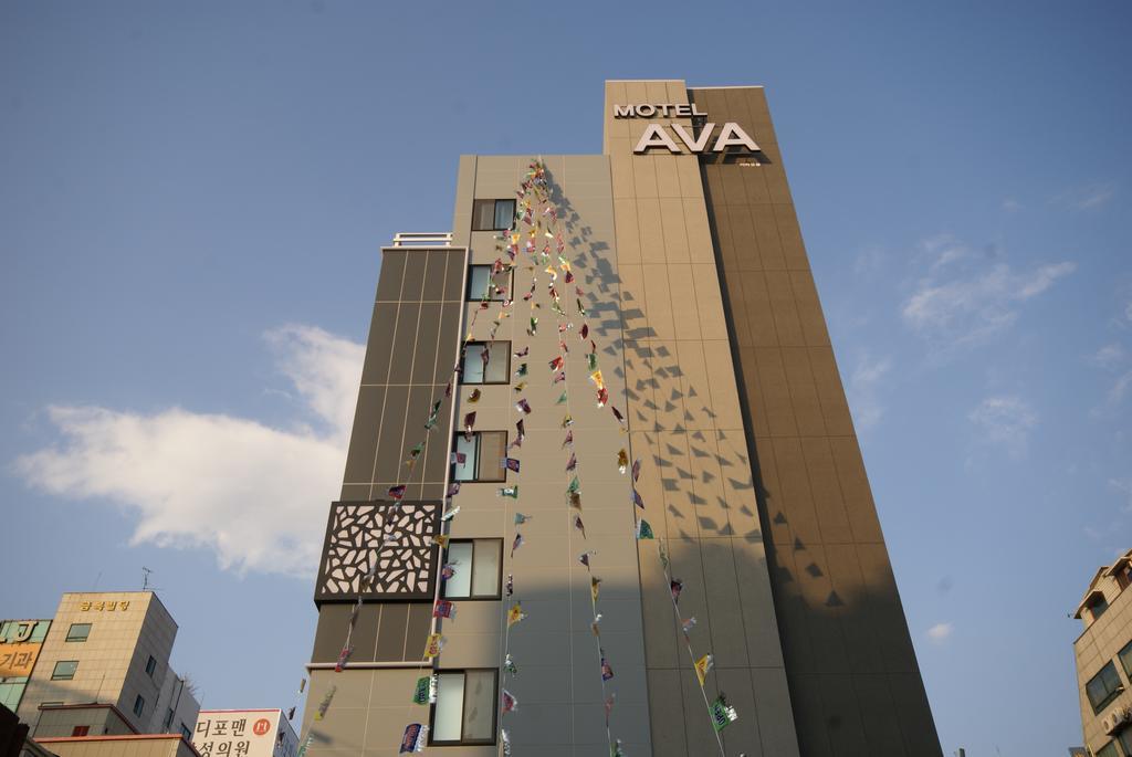 Ava Hotel Changwon Exterior foto