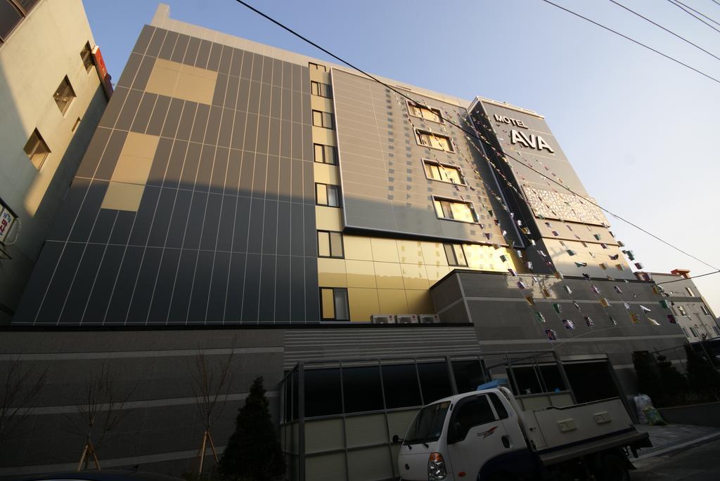 Ava Hotel Changwon Exterior foto
